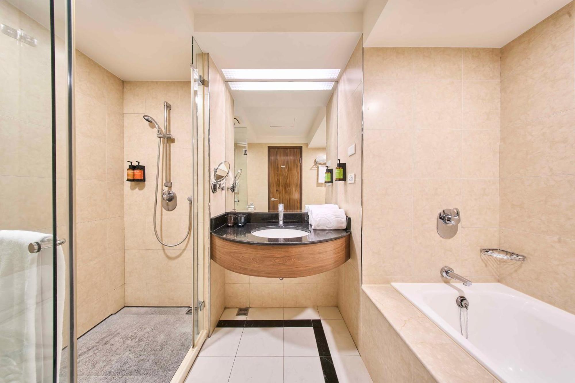 Hotel Fullon Poshtel Jhongli Zhongli Exterior foto